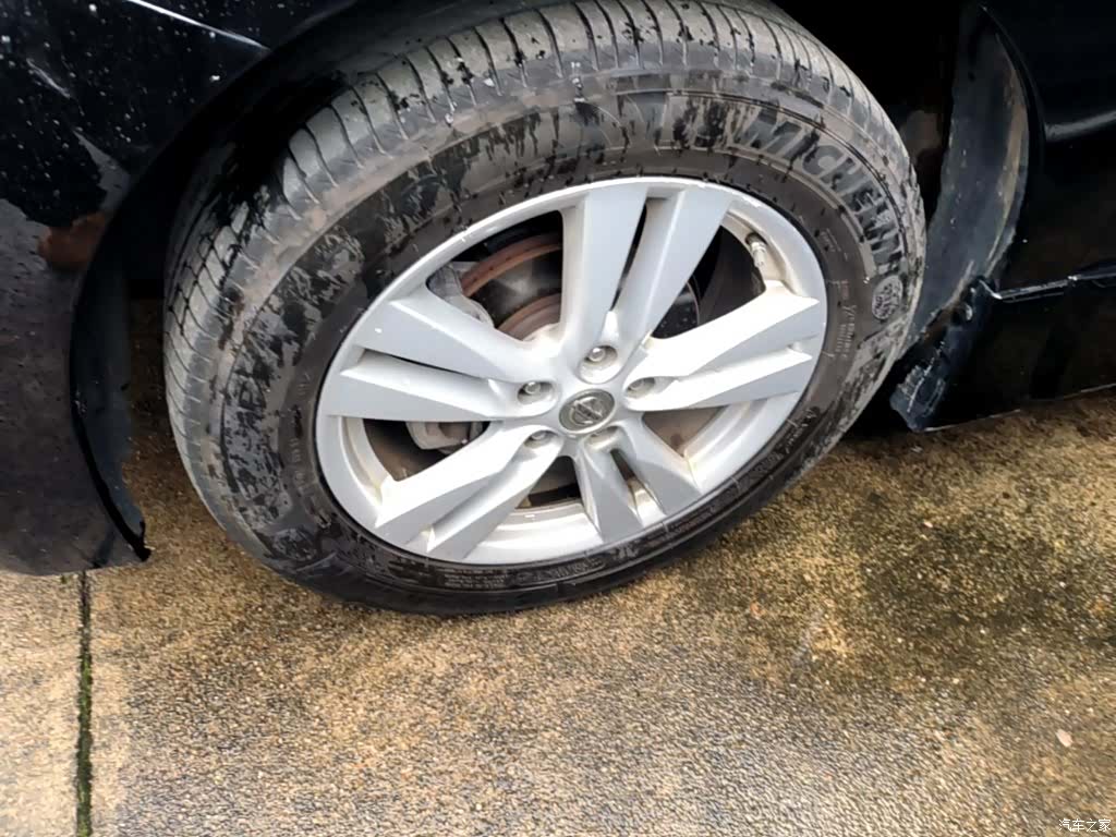 Nissan SL, 2016 23