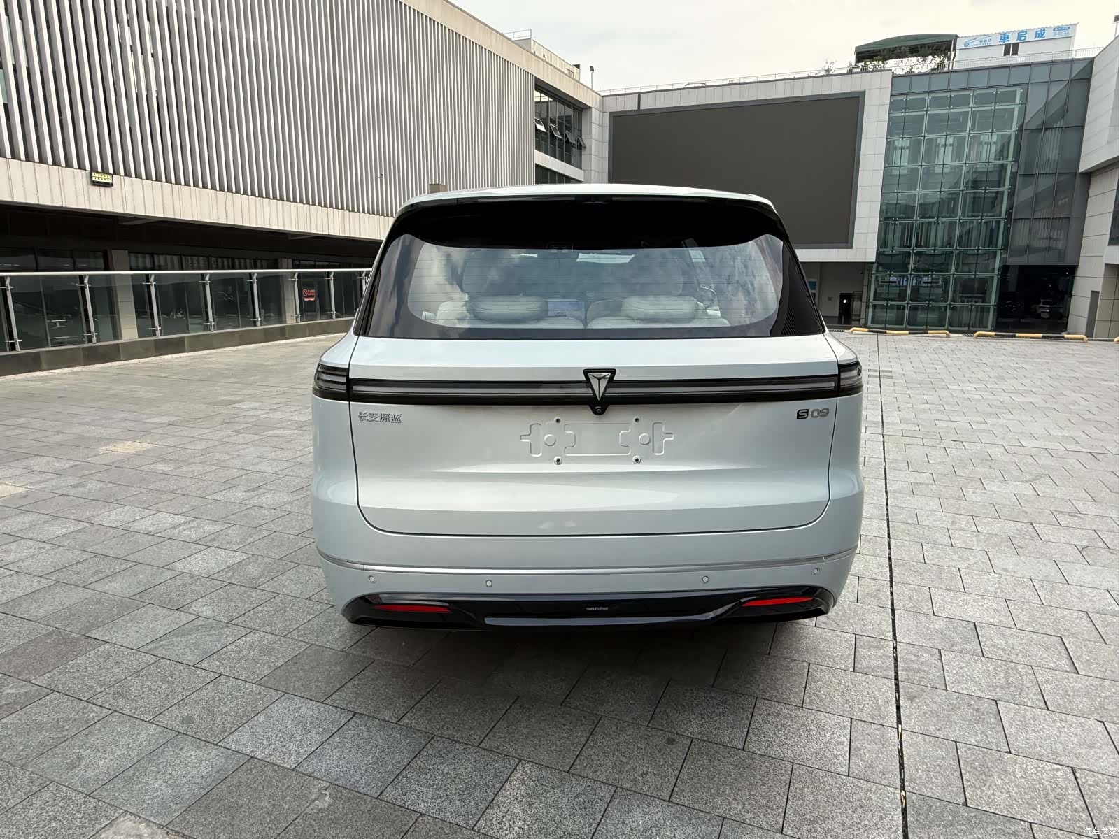 Deepal S09, 2025 11