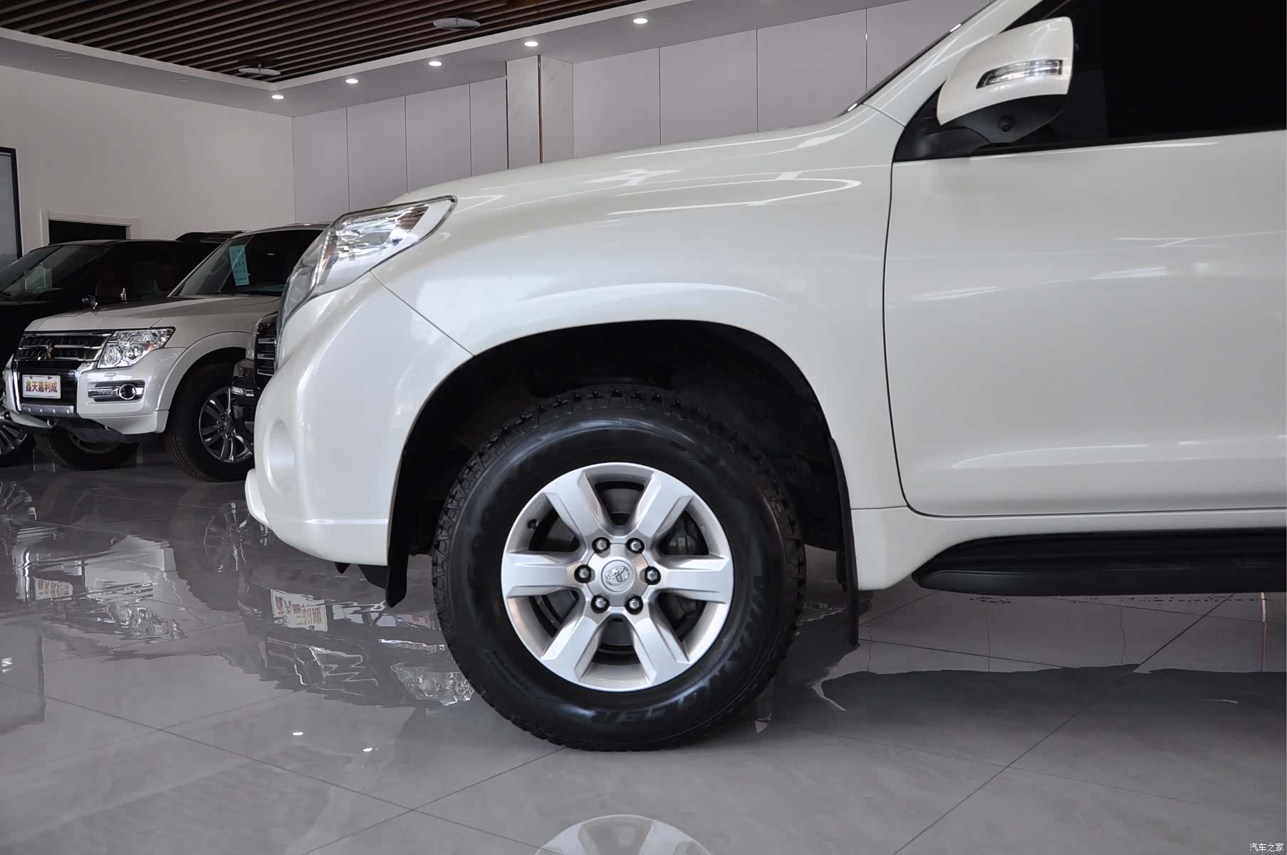 Toyota Prado, 2015 13