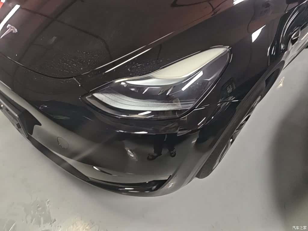 Tesla Model Y, 2024 24