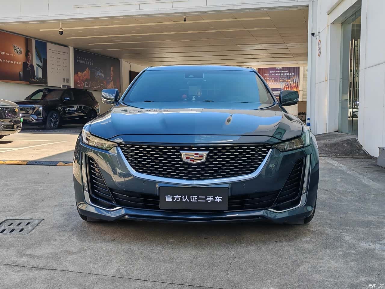 Cadillac CT5, 2022 2