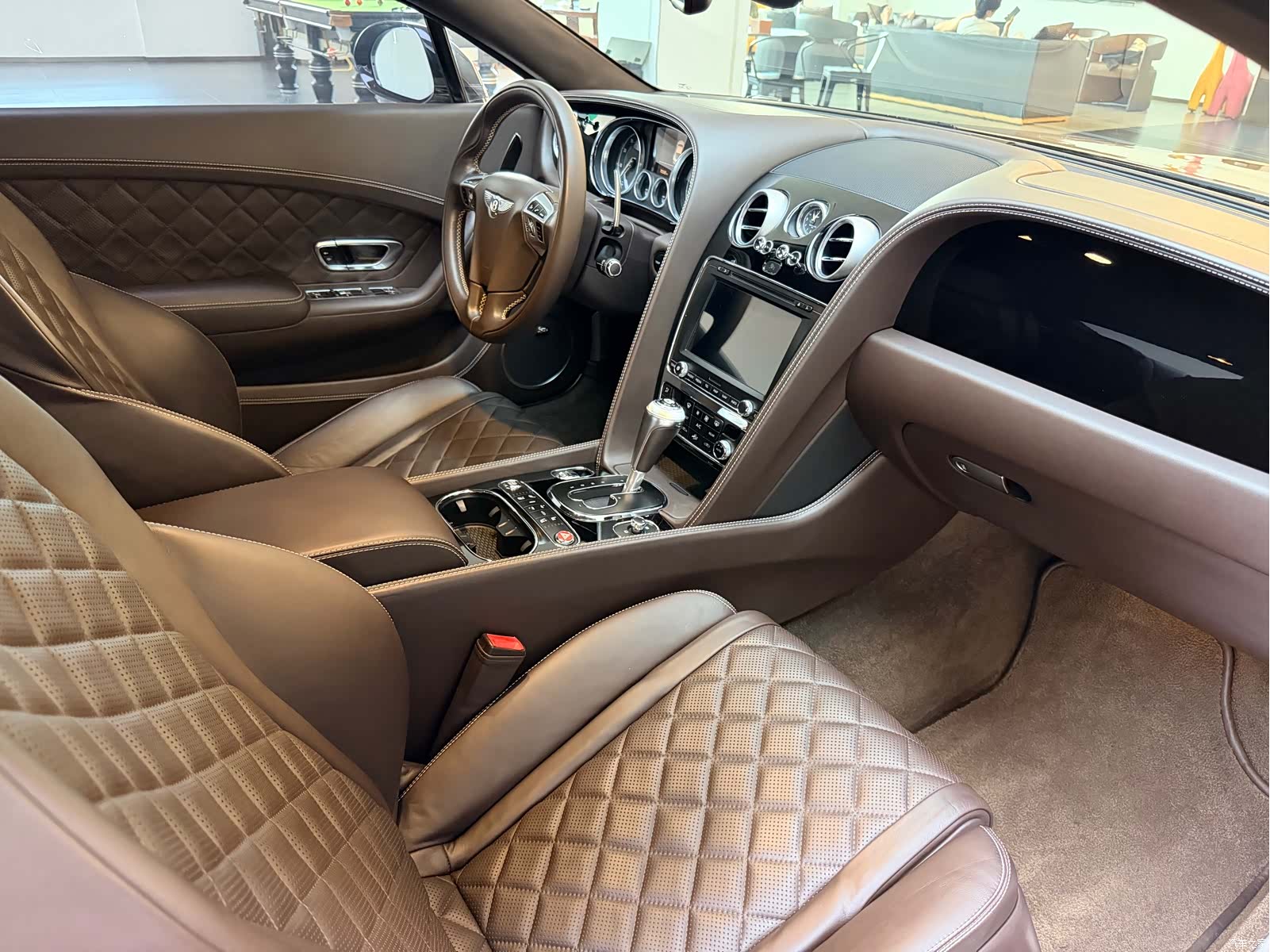 Bentley Continental GT, 2018 12