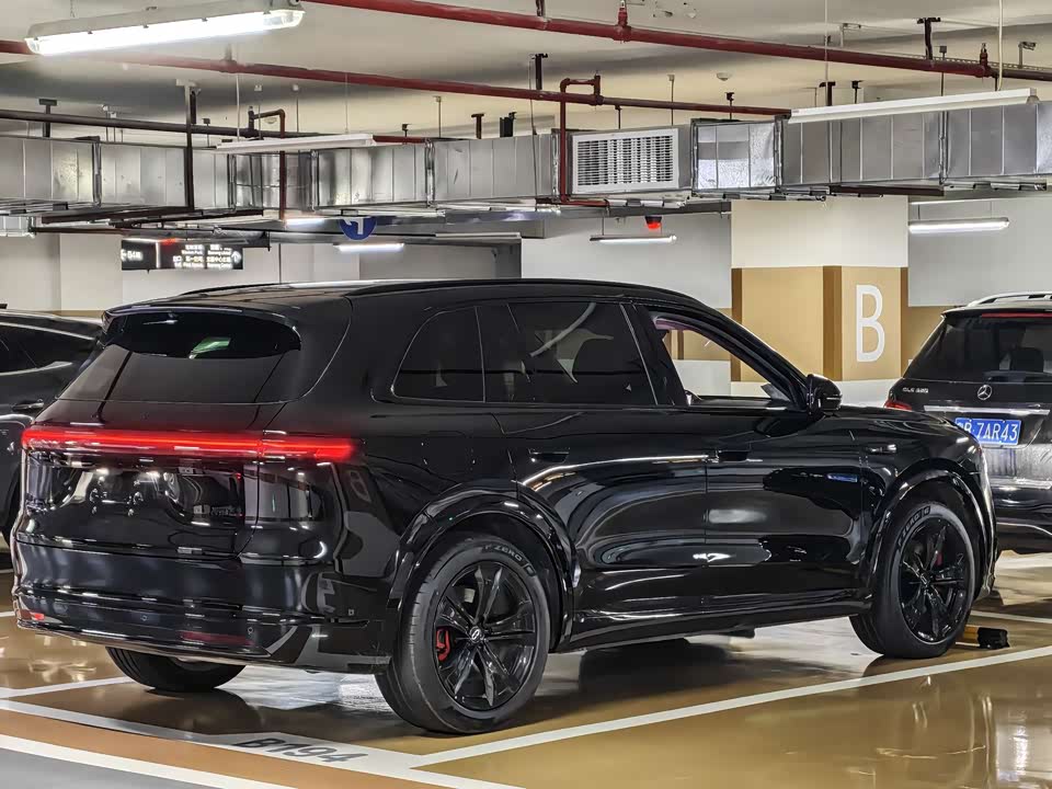 AITO Ask the world M7