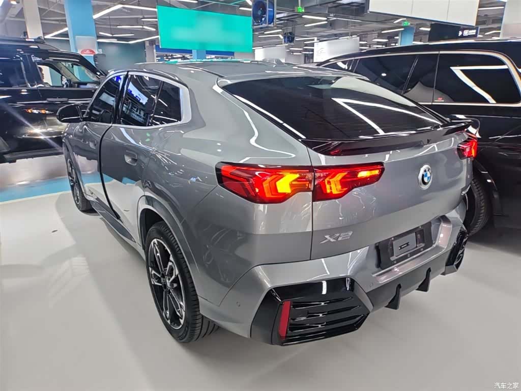 BMW X2, 2025 все фото