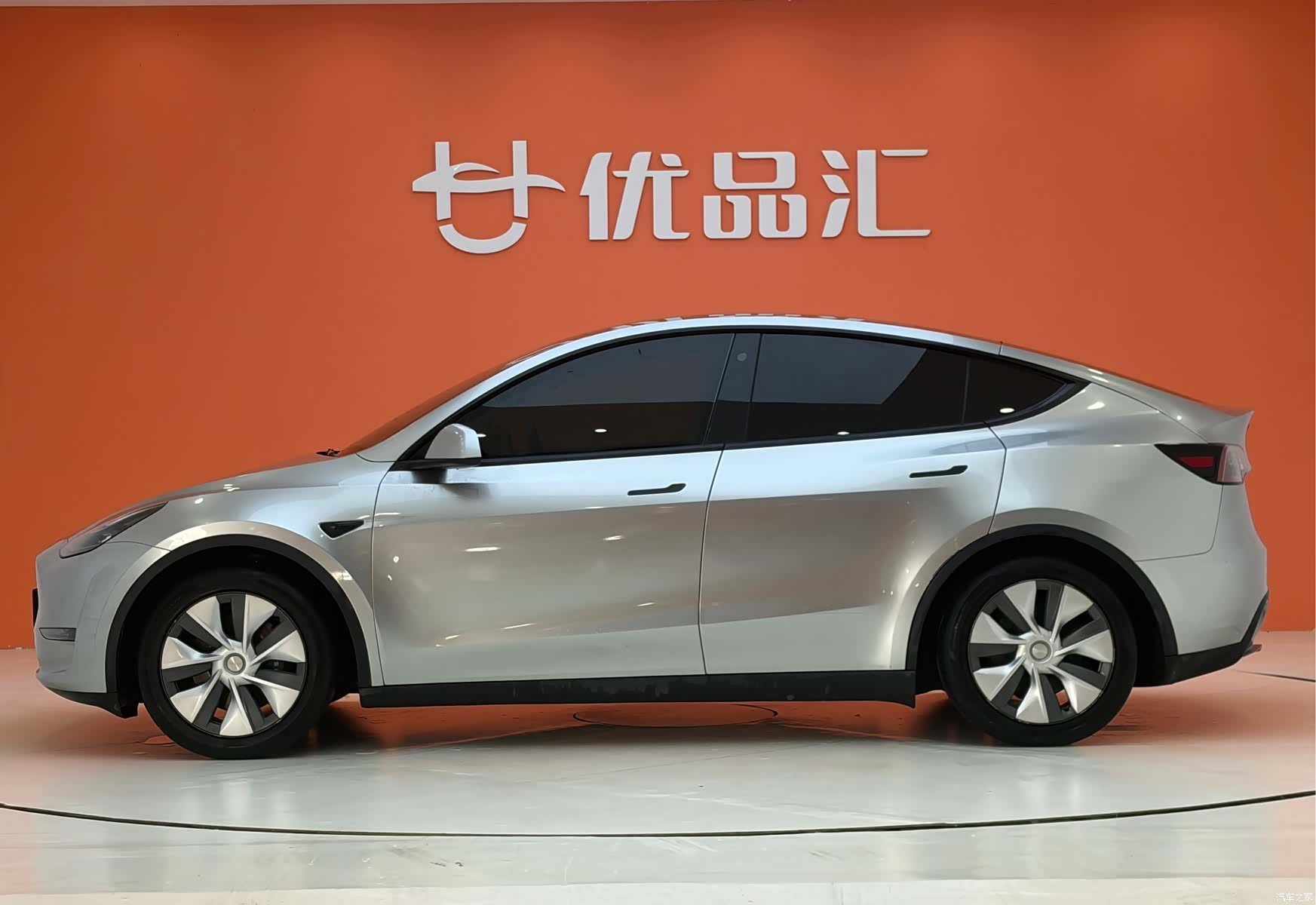 Tesla Model Y, 2021 2