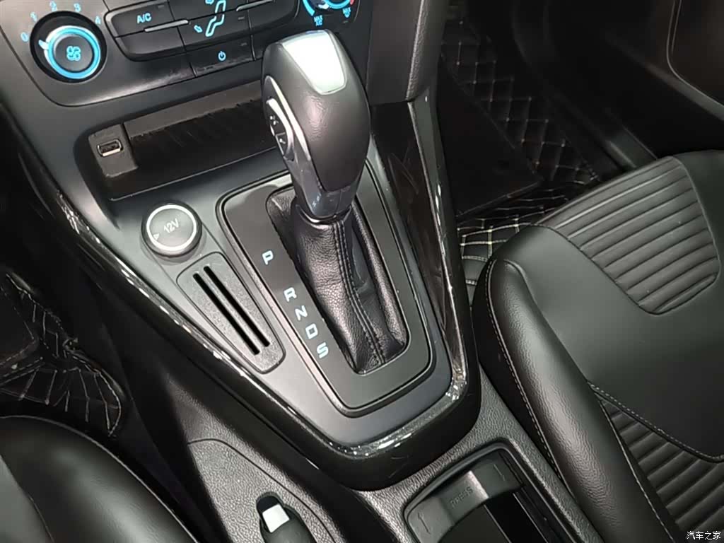 Ford Focus, 2019 14