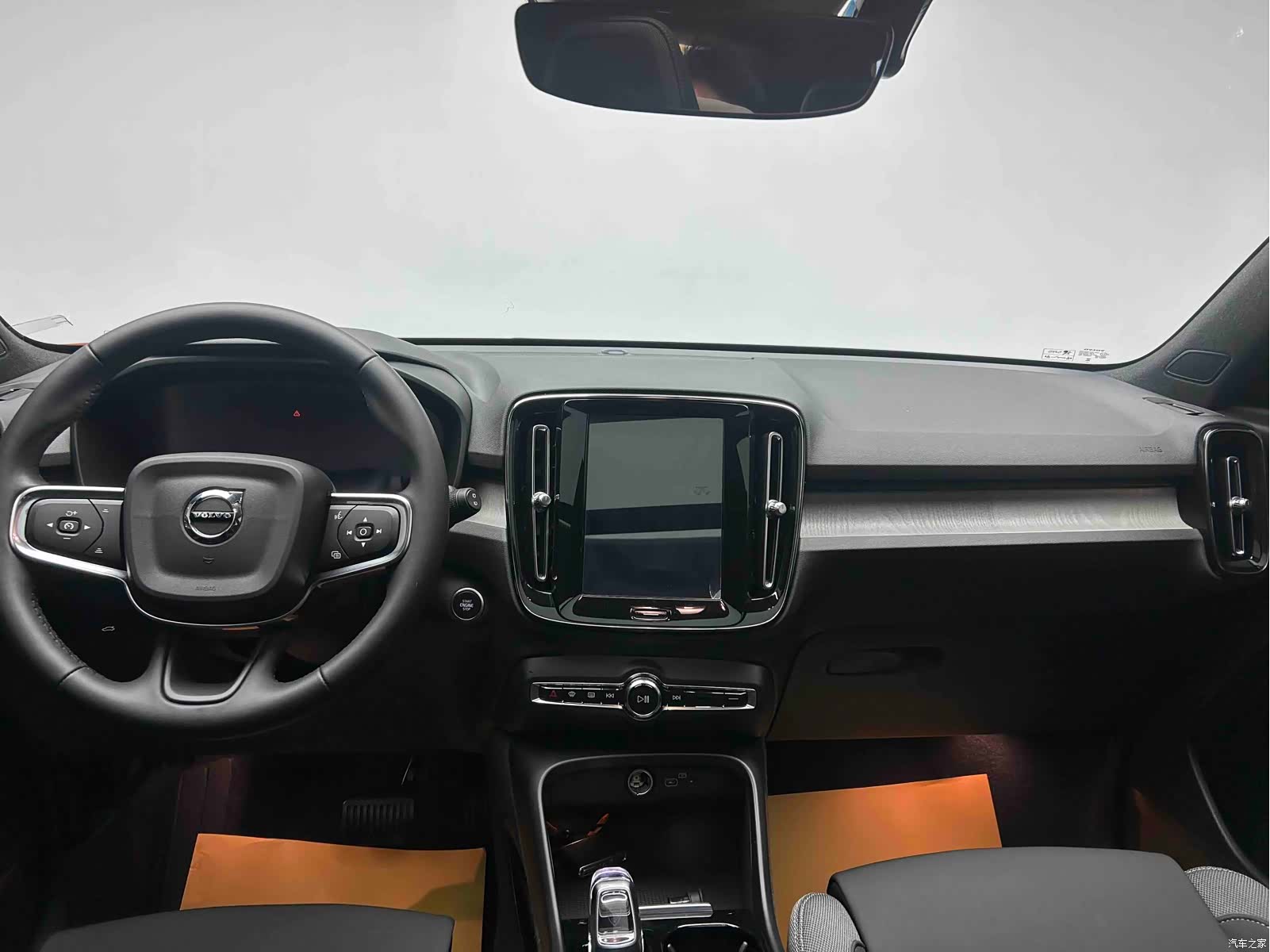 Volvo XC40, 2024 15