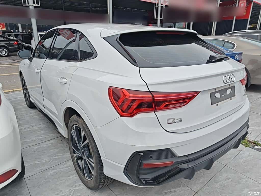 Audi Q3, 2022 все фото
