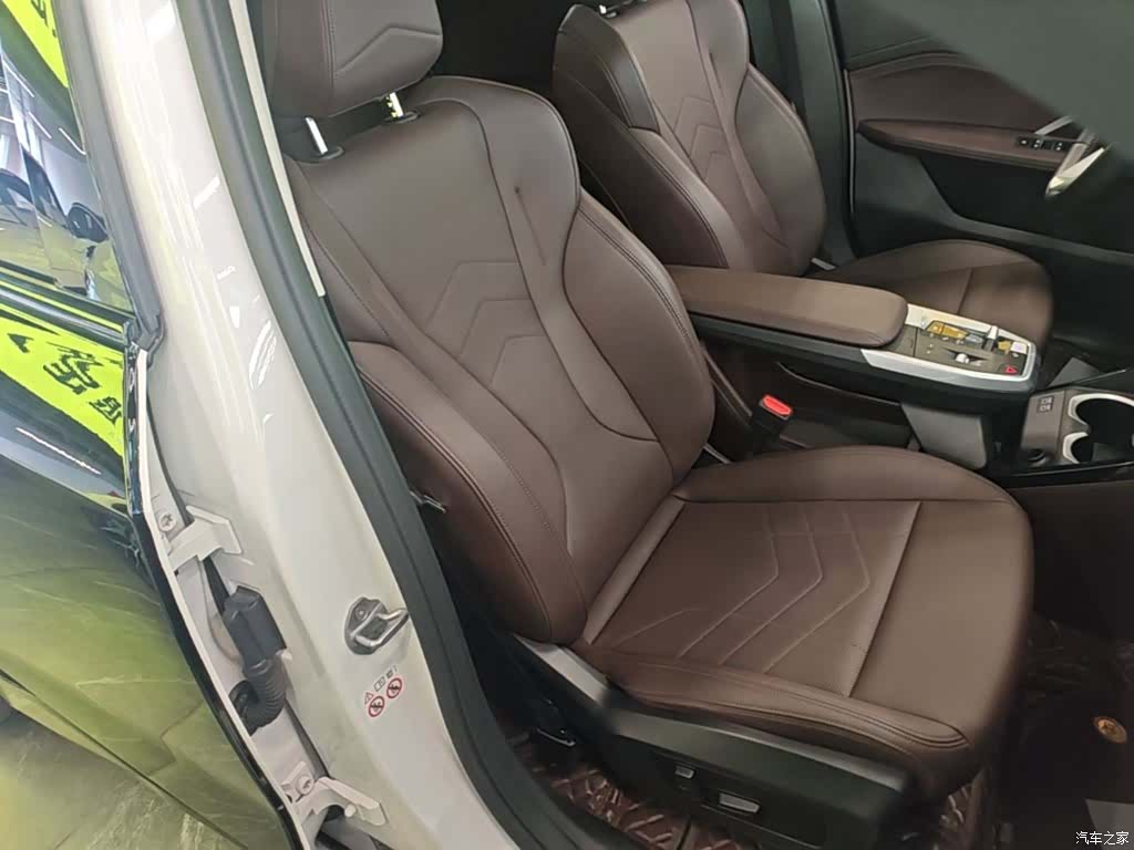 BMW iX1, 2024 25