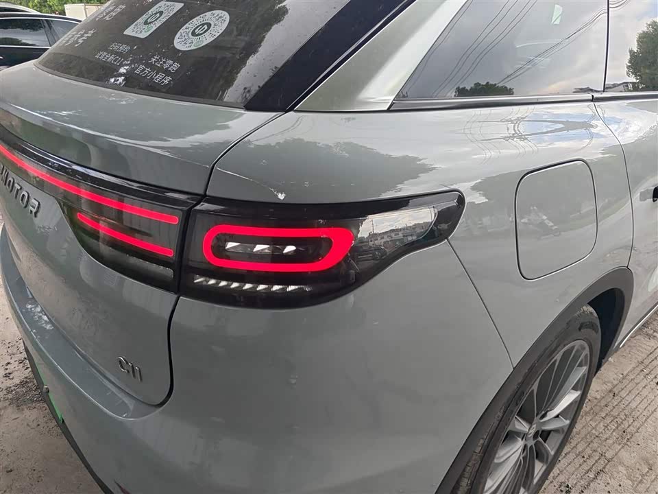 Leapmotor C11