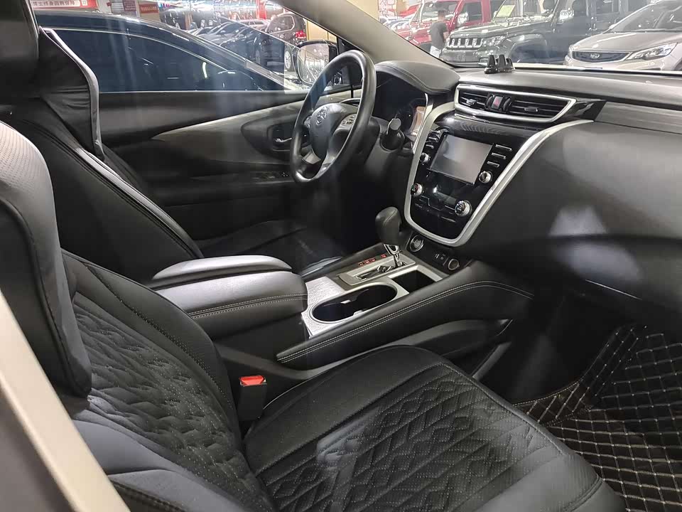 Nissan Loulan