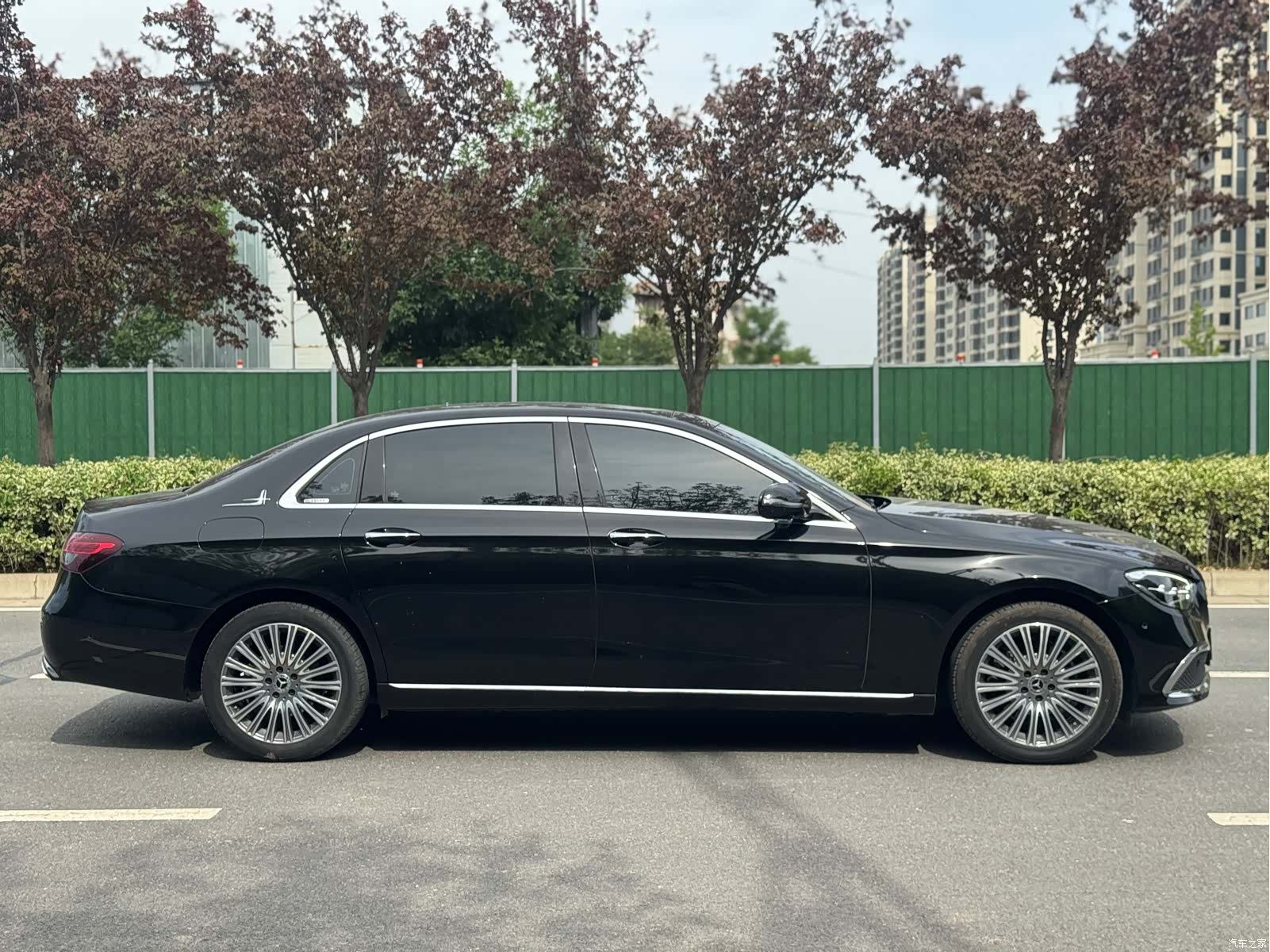 Mercedes-Benz E-Class, 2022 14