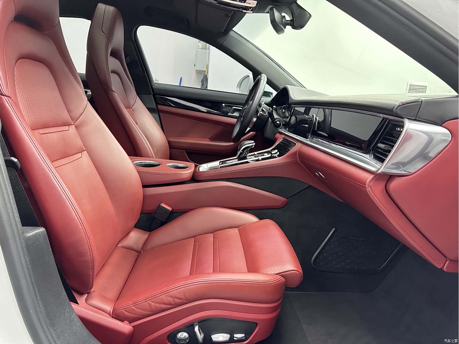 Porsche Panamera, 2019 12