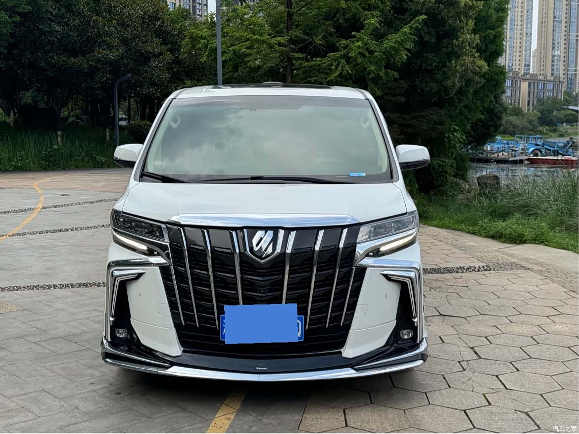 Toyota Alphard, 2019 2