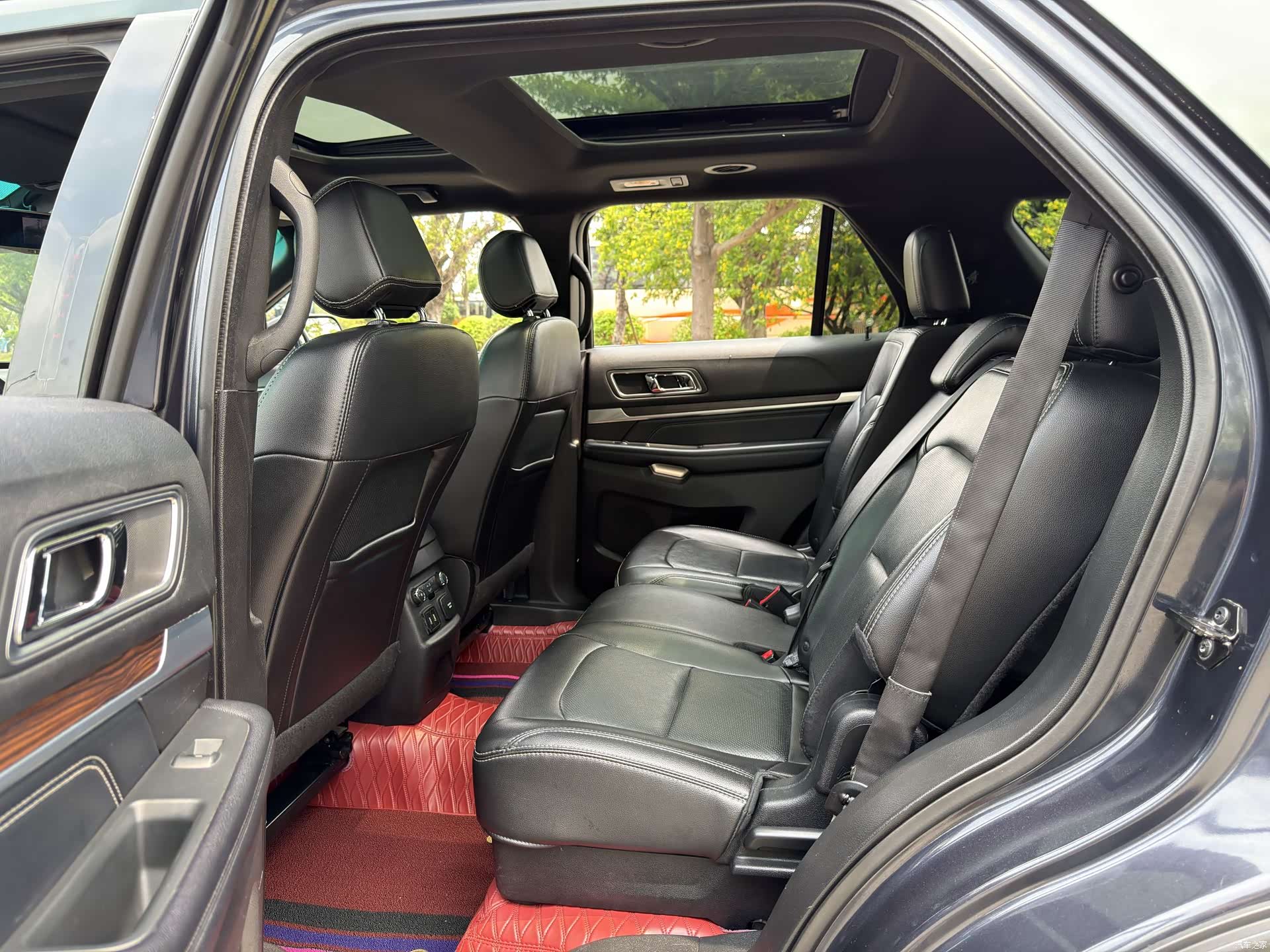Ford Explorer, 2017 6