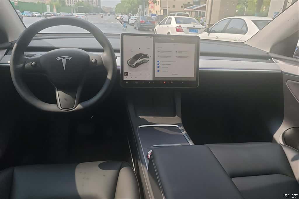Tesla Model Y, 2024 12