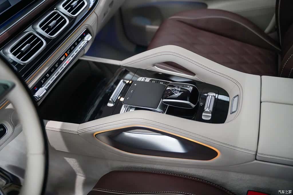 Maybach GLS, 2025 16