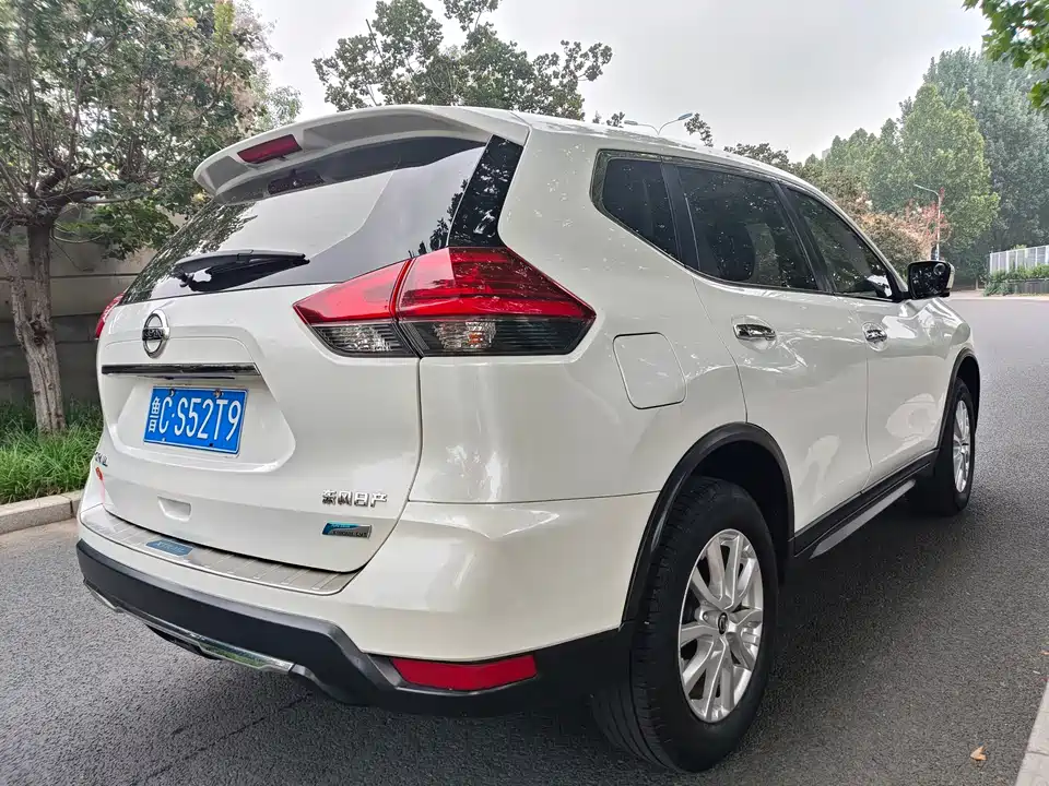 Nissan Qijun