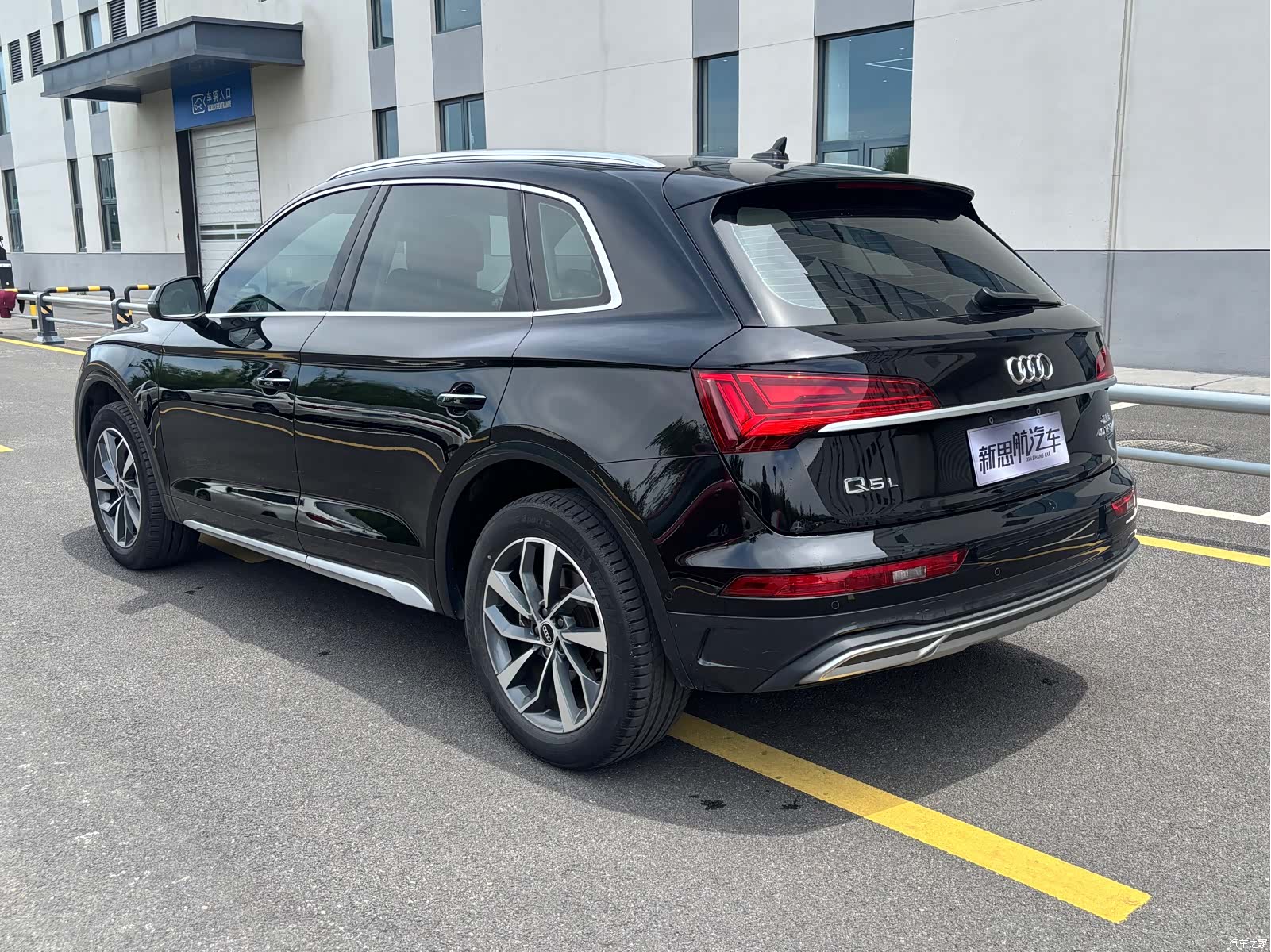 Audi Q5L, 2022 4