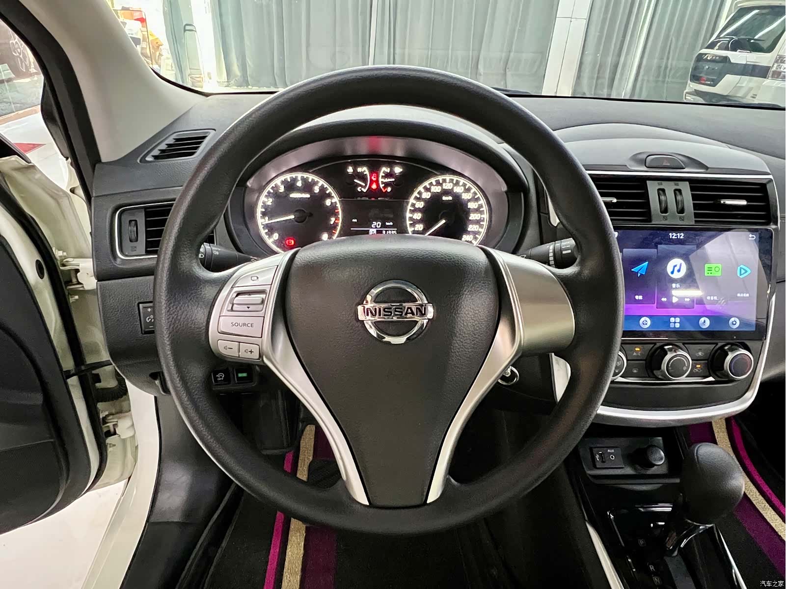 Nissan Tiida, 2021 11