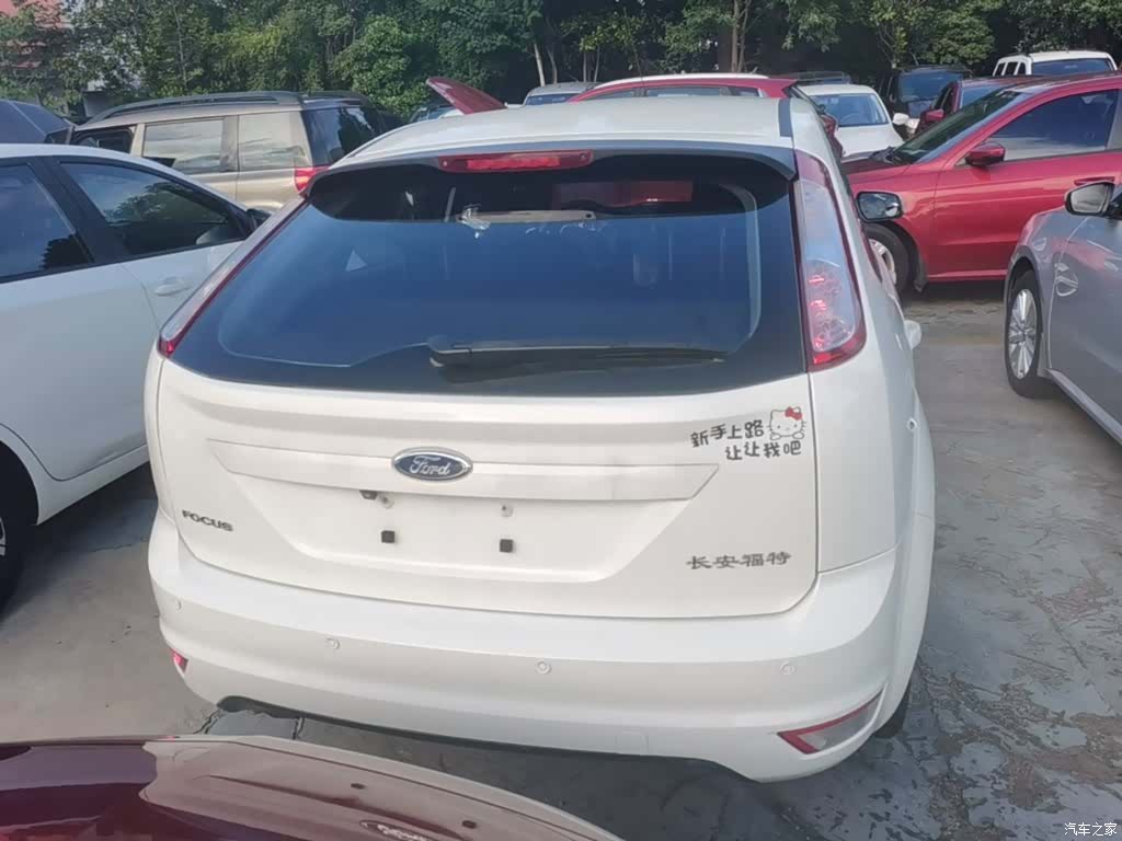 Ford Focus, 2015 6