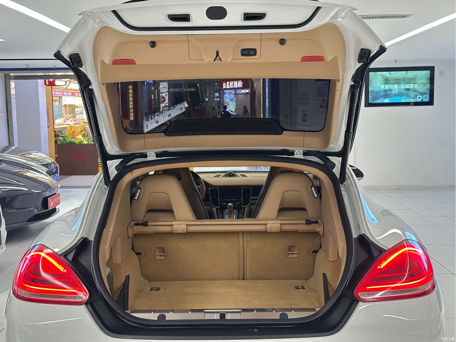 Porsche Panamera, 2014 8