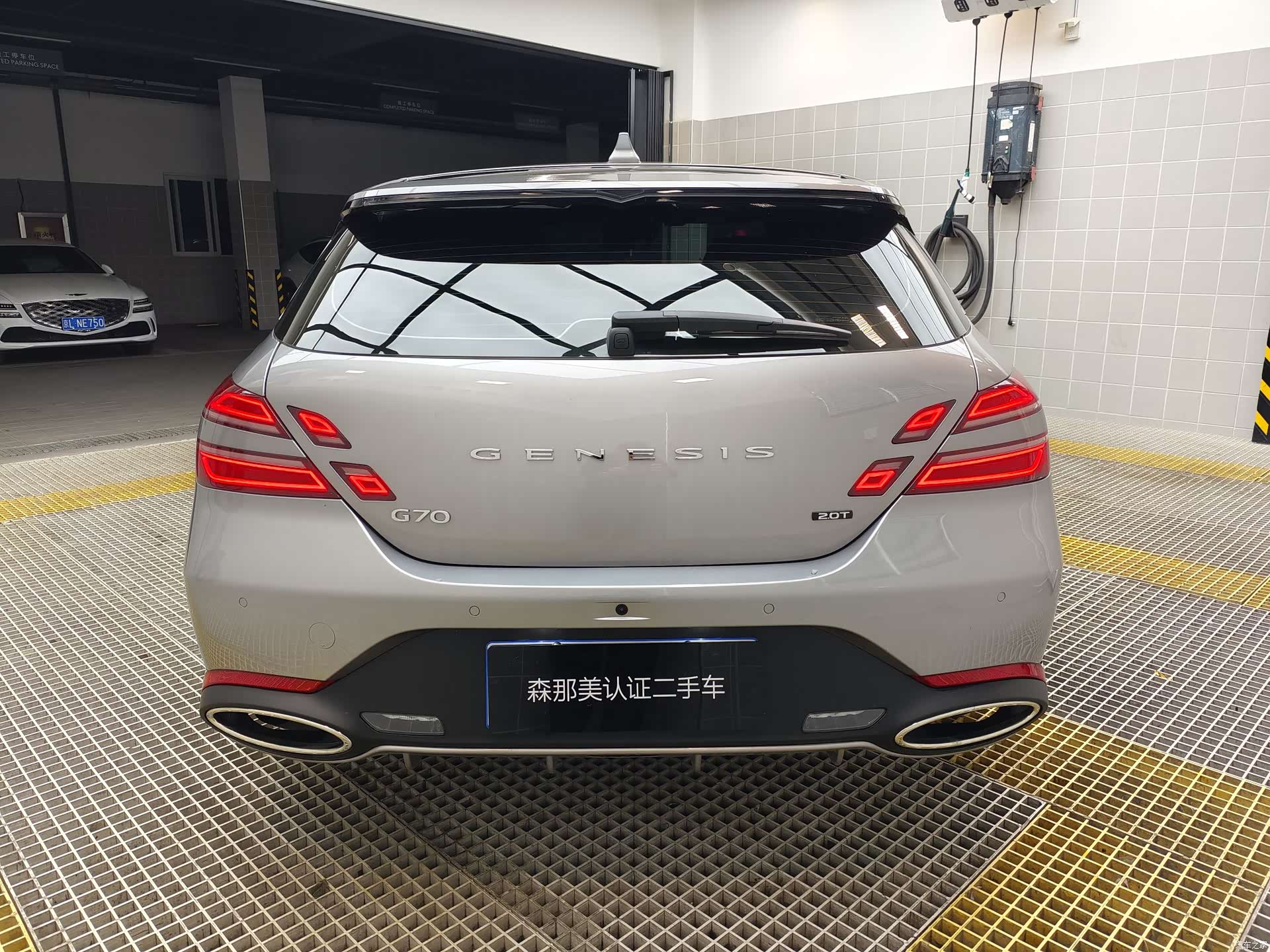 Genesis G70, 2025 3