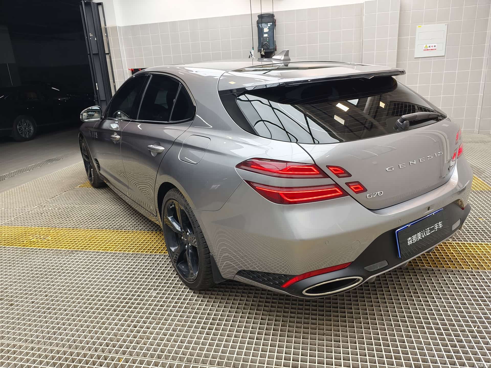 Genesis G70, 2025 все фото