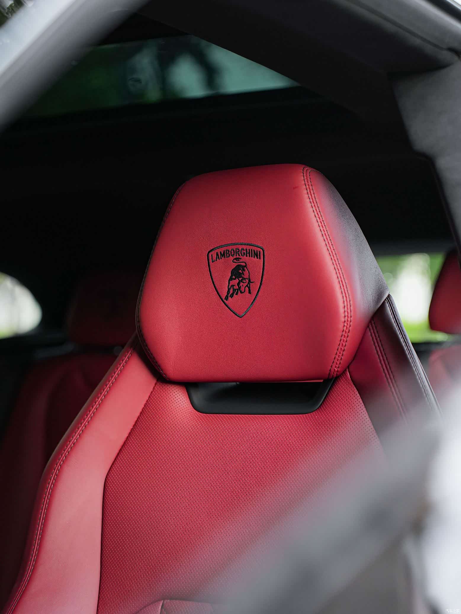 Lamborghini Urus, 2021 13
