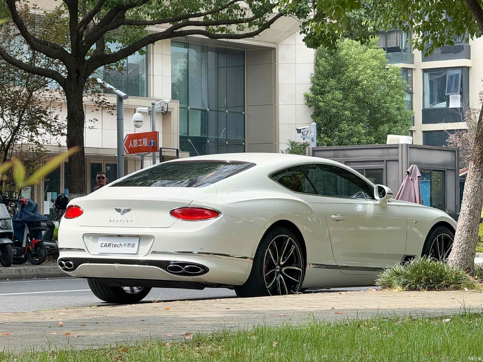 Bentley Continental GT, 2021 все фото