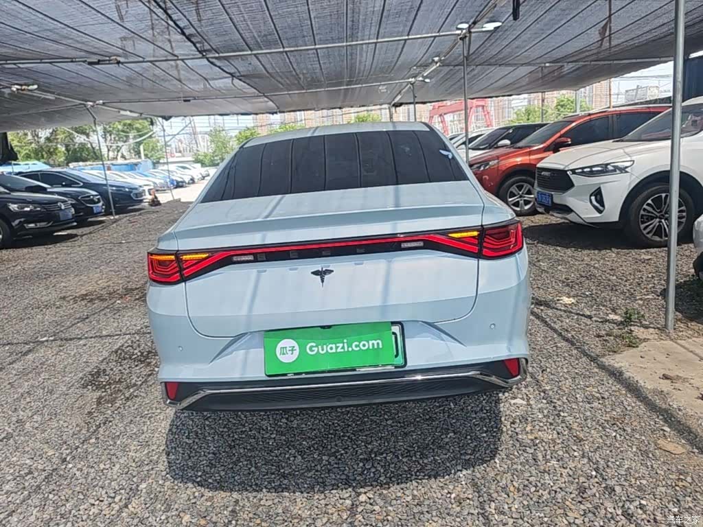 Geely Emgrand, 2022 6