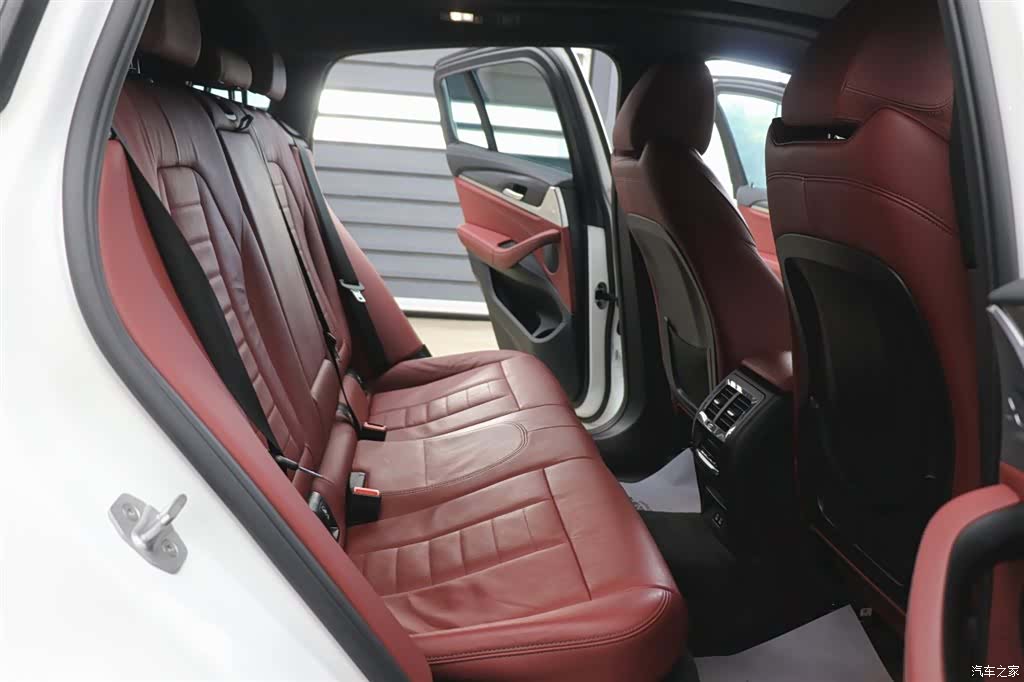 BMW X4, 2021 25