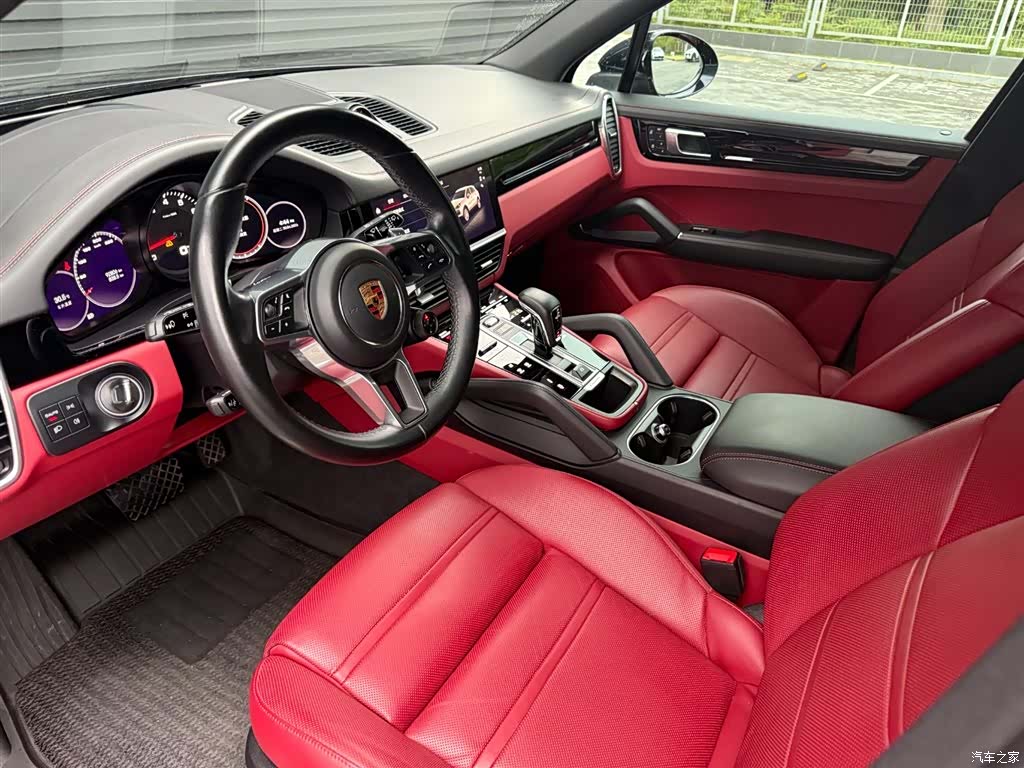 Porsche Cayenne, 2022 10