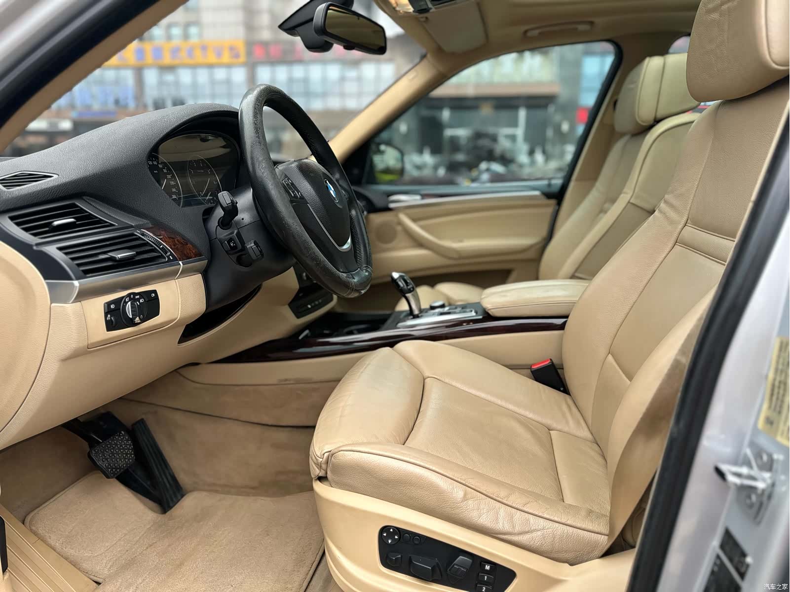 BMW X5, 2009 8