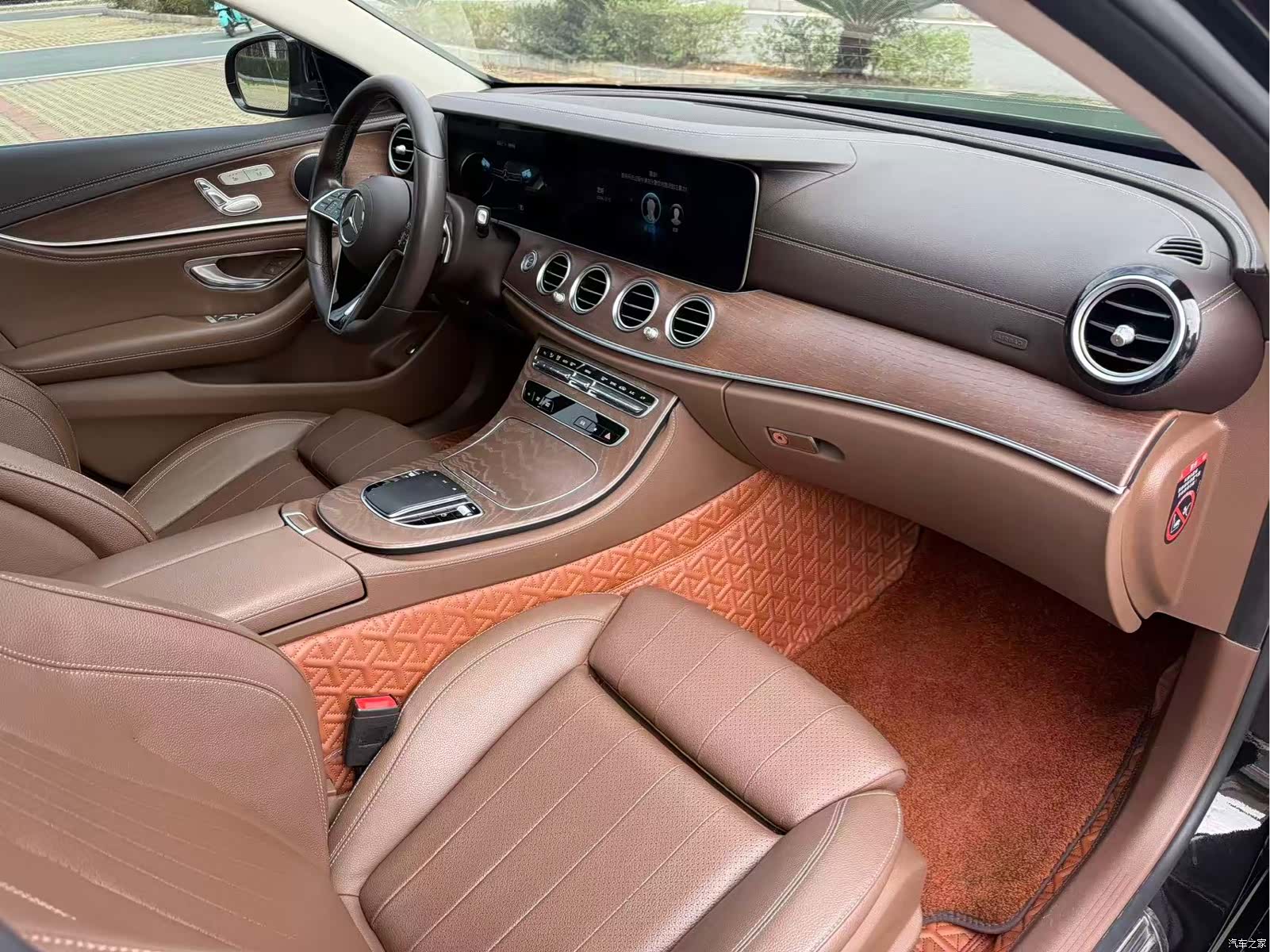 Mercedes-Benz E-Class, 2022 6