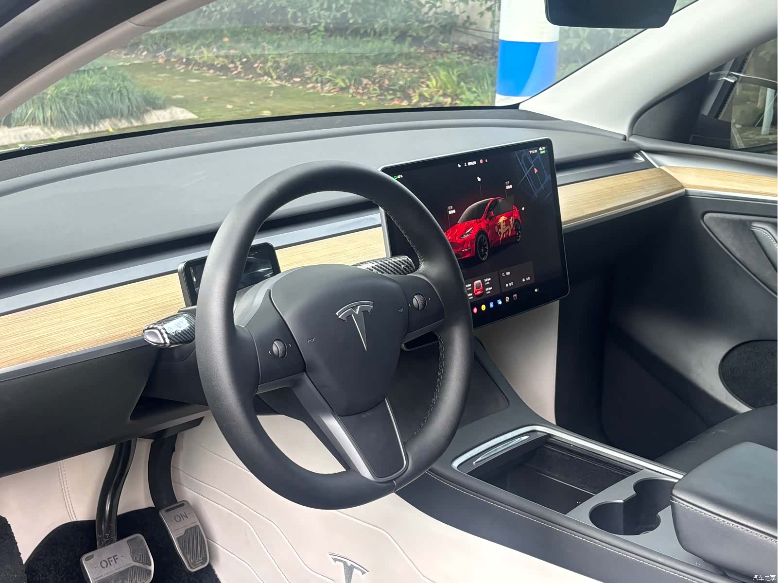 Tesla Model Y, 2023 7