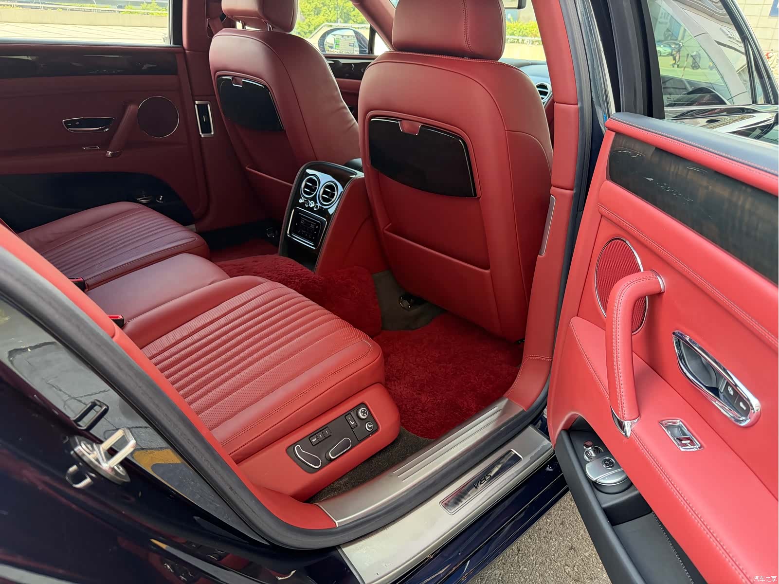 Bentley Flying Spur, 2018 14