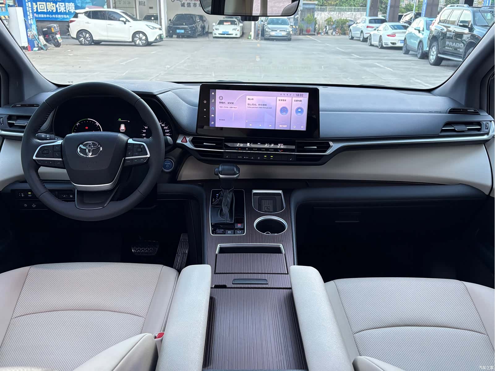 Toyota Granvia, 2024 7