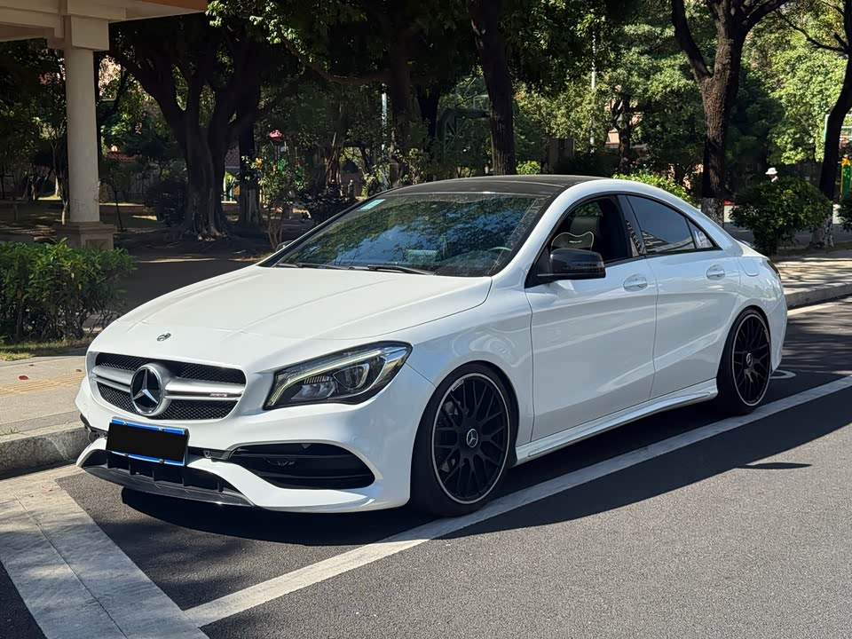 Mercedes-Benz CLA