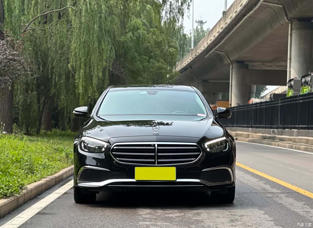 Mercedes-Benz E-Class, 2022 2