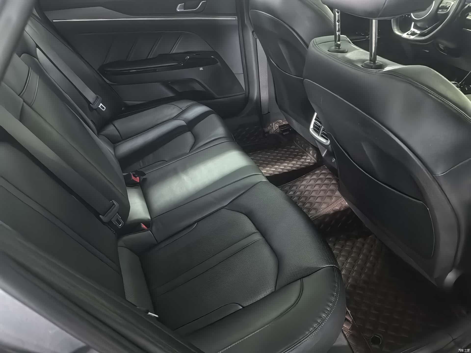 Kia K5, 2022 14