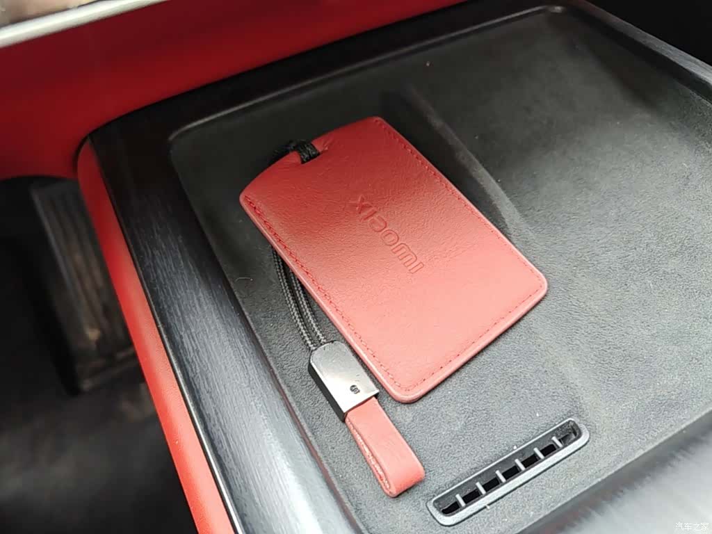 Xiaomi SU7, 2025 17