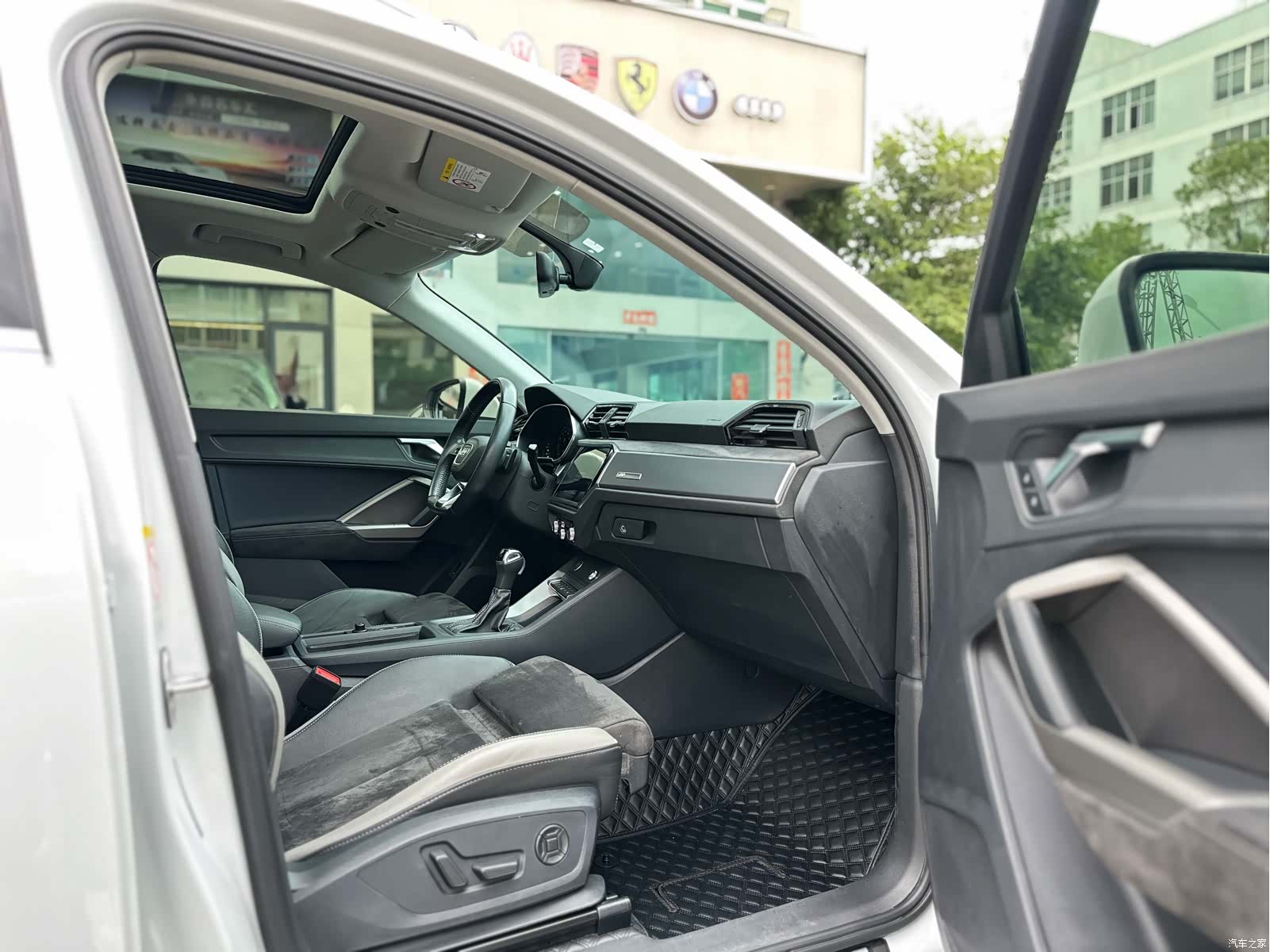 Audi Q3, 2022 9