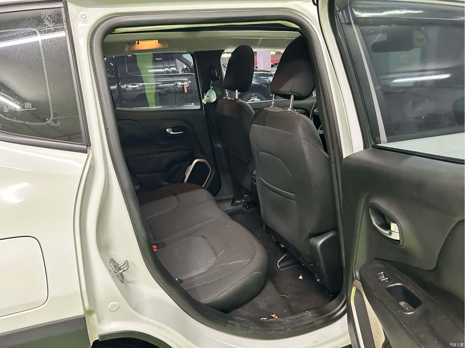 Jeep Renegade, 2017 14