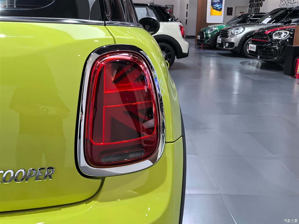 Mini Cooper, 2024 19