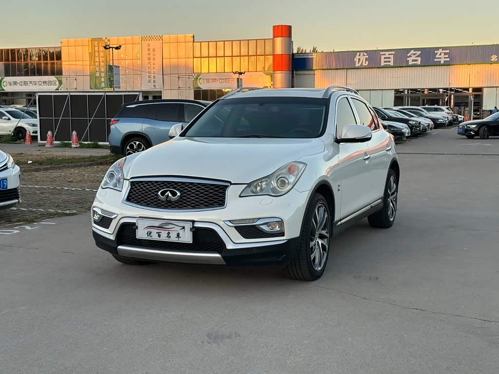 Infiniti QX50 2015 2.5L Luxury