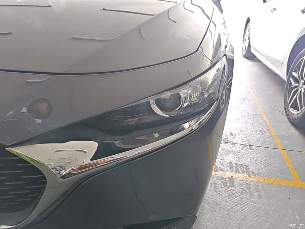 Mazda Mazda3, 2023 24