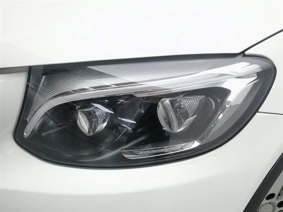 Mercedes-Benz GLC Mercedes-Benz GLC