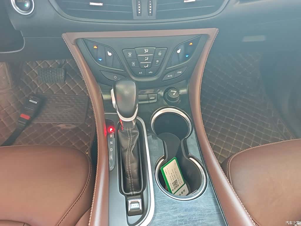 Buick Envision Plus, 2019 10
