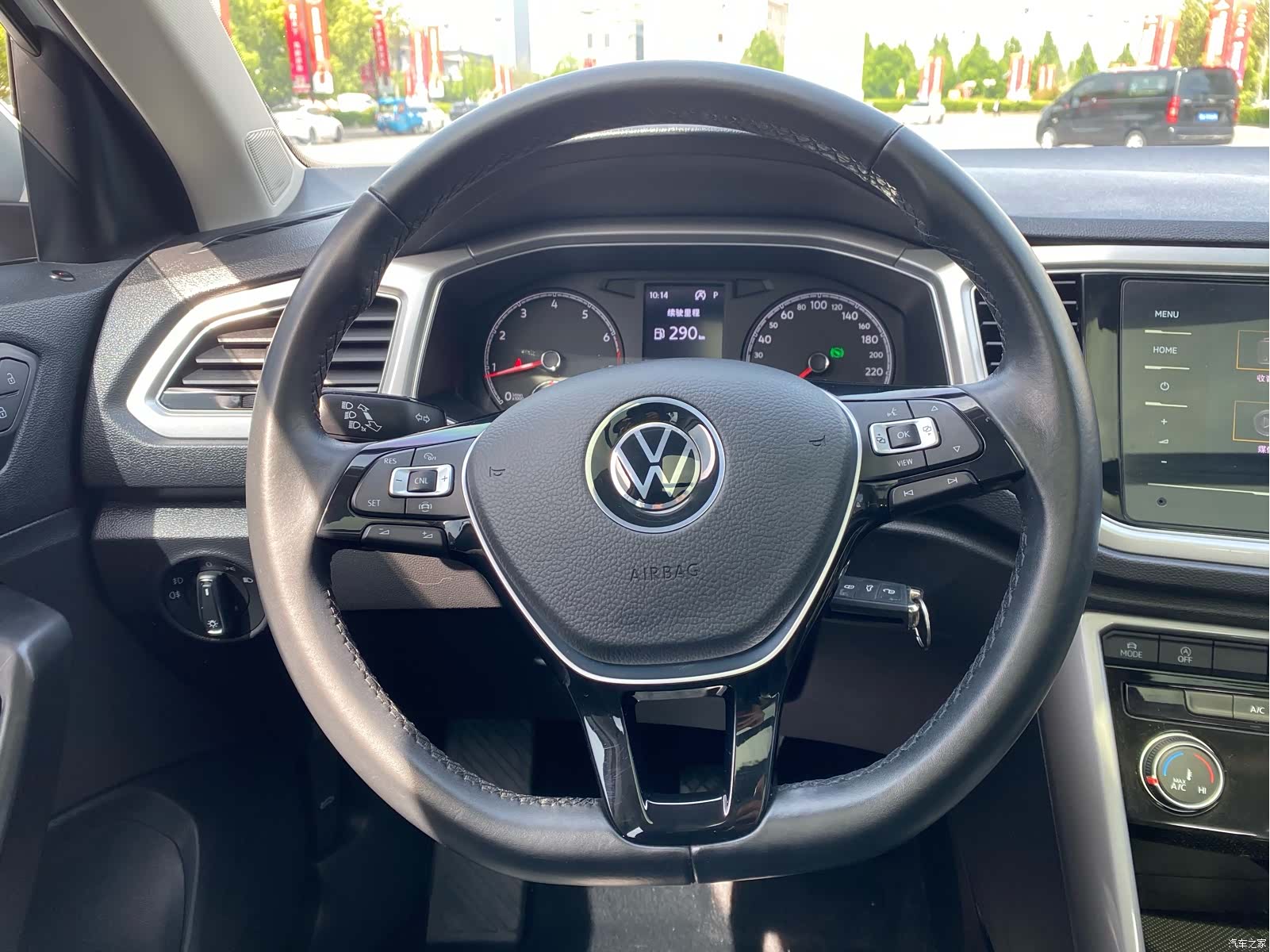 Volkswagen T-ROC, 2022 24